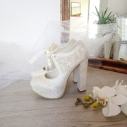 Bridal Lace Chunky Heel Platform Shoes - Tajna Club